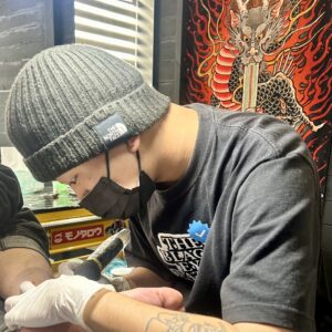 タトゥーアーティスト　彫師　彫り師　刺青師　東京　横浜　神奈川　大和　ajink タトゥー　安い